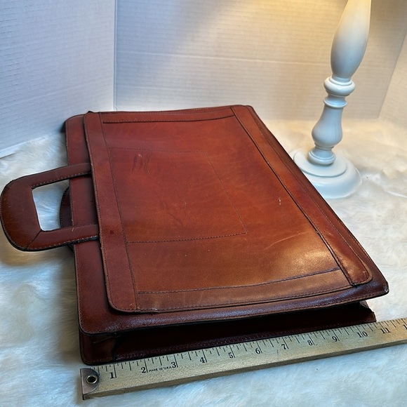 Vintage leather portfolio - Picture 3 of 8